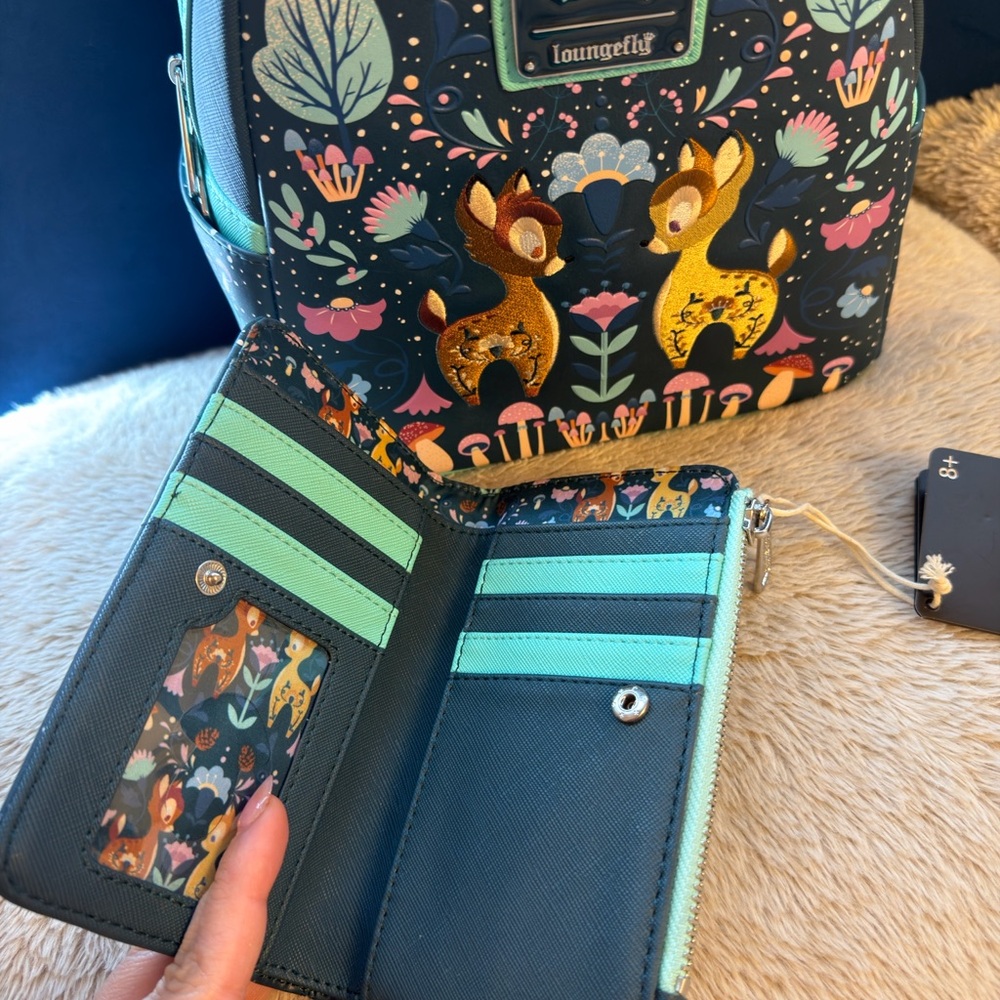 Loungefly Disney Bambi Folk Floral Green
Mini Backpack and wallet set. - Picture 7 of 7